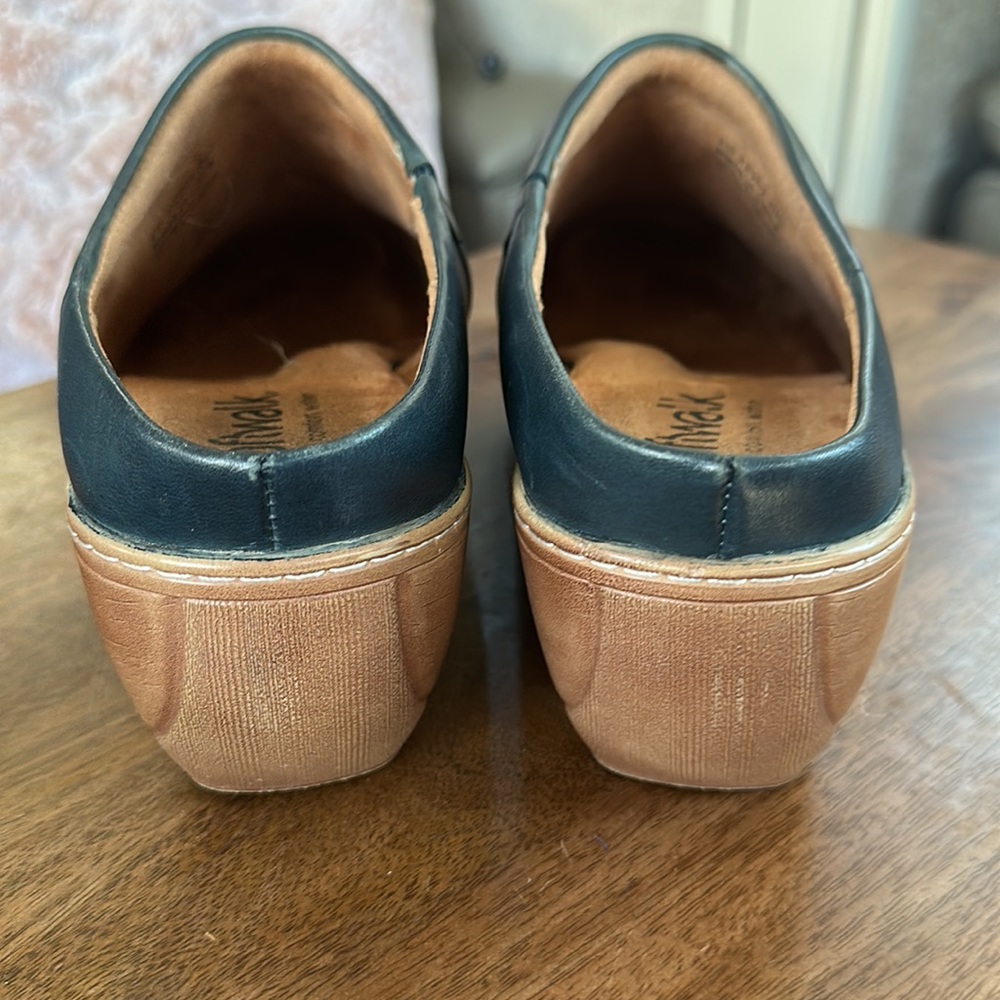 Softwalk clogs ✨ - Picture 3 of 4